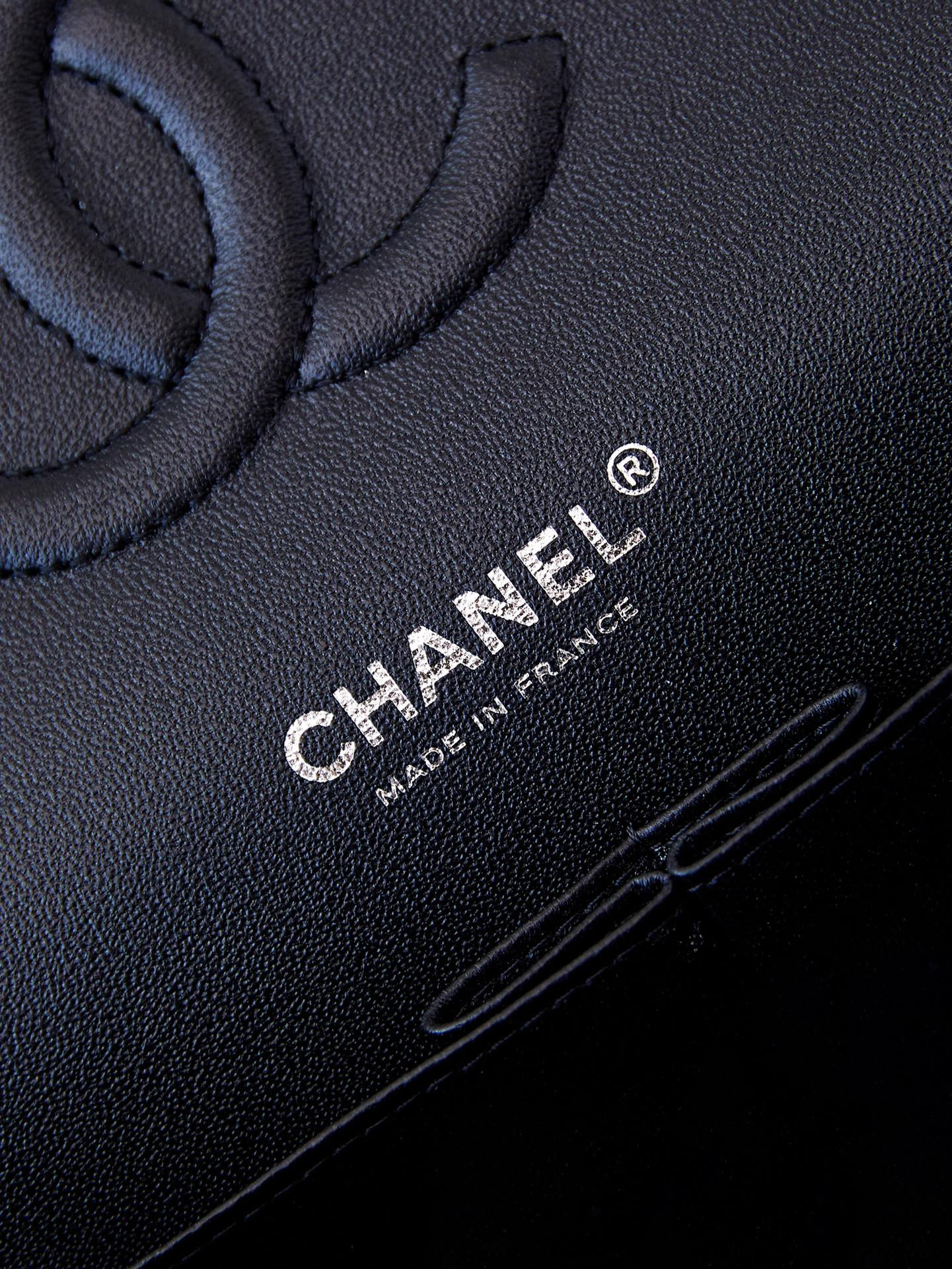 Ch*el classic flap bag 15.5×25.5×6.5cm