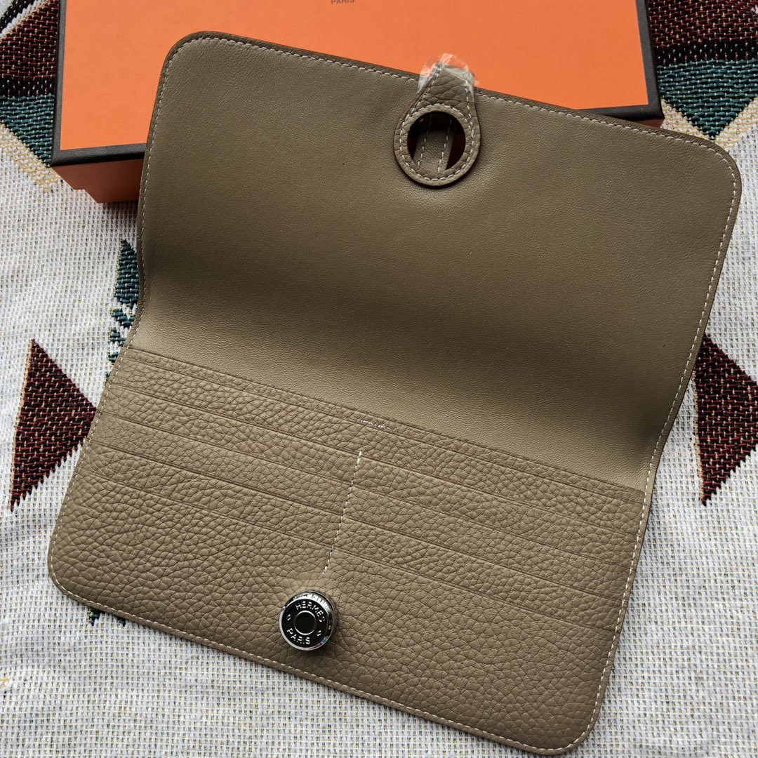 H**me5 dogon duo wallet