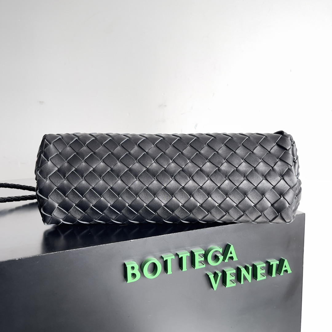 bo*te*ga Ve*ne*ta east-west andiamo 29x10x18cm