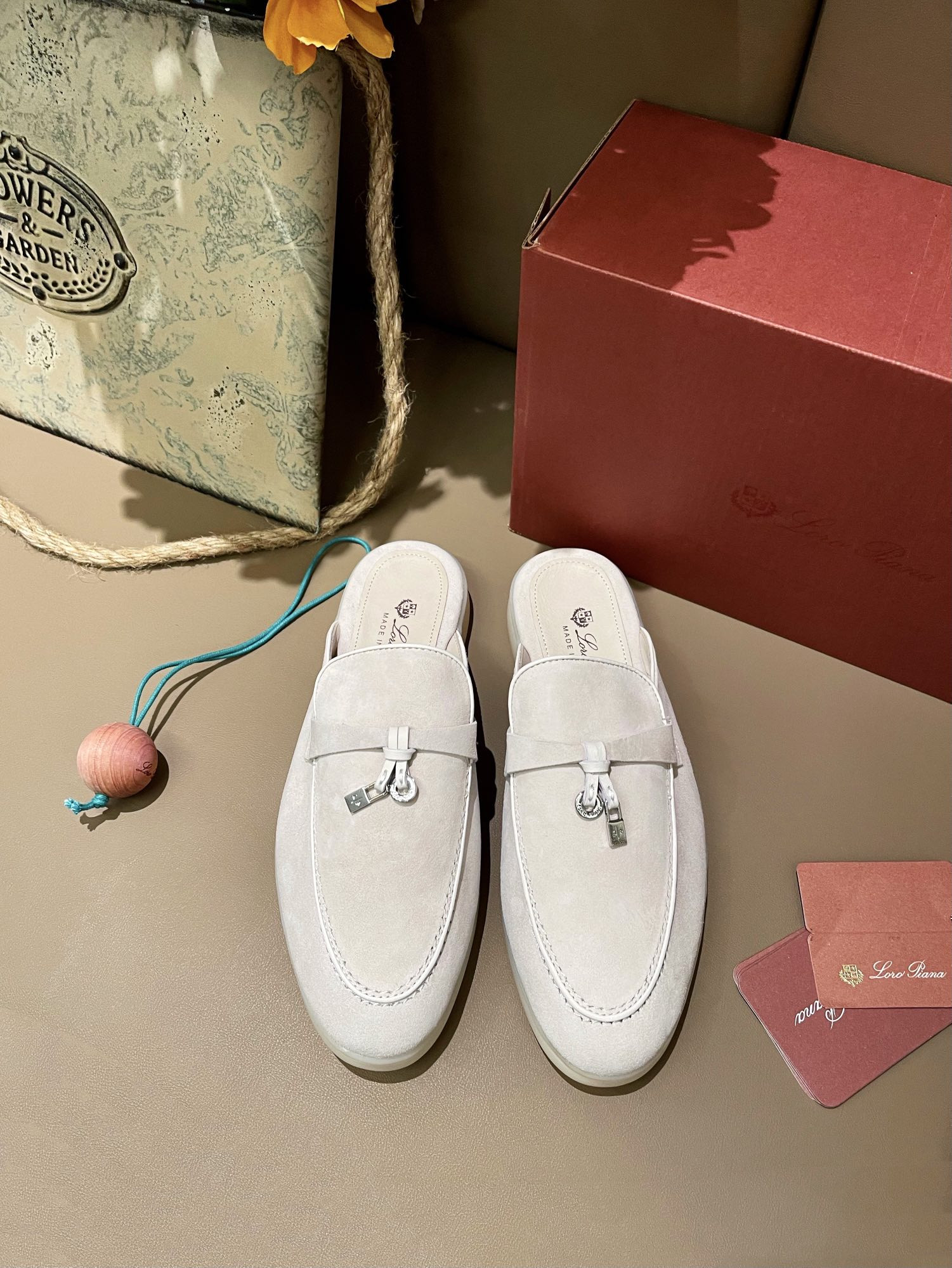 ua L**o p*ana babouche charms walk loafers