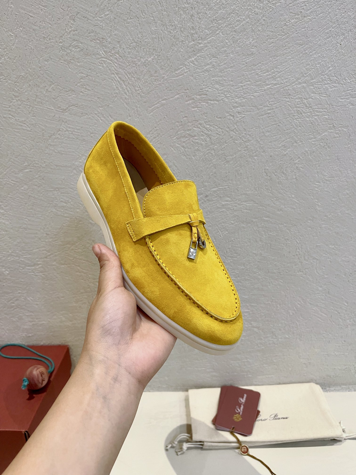 ua L**o p*ana summer charms walk loafers