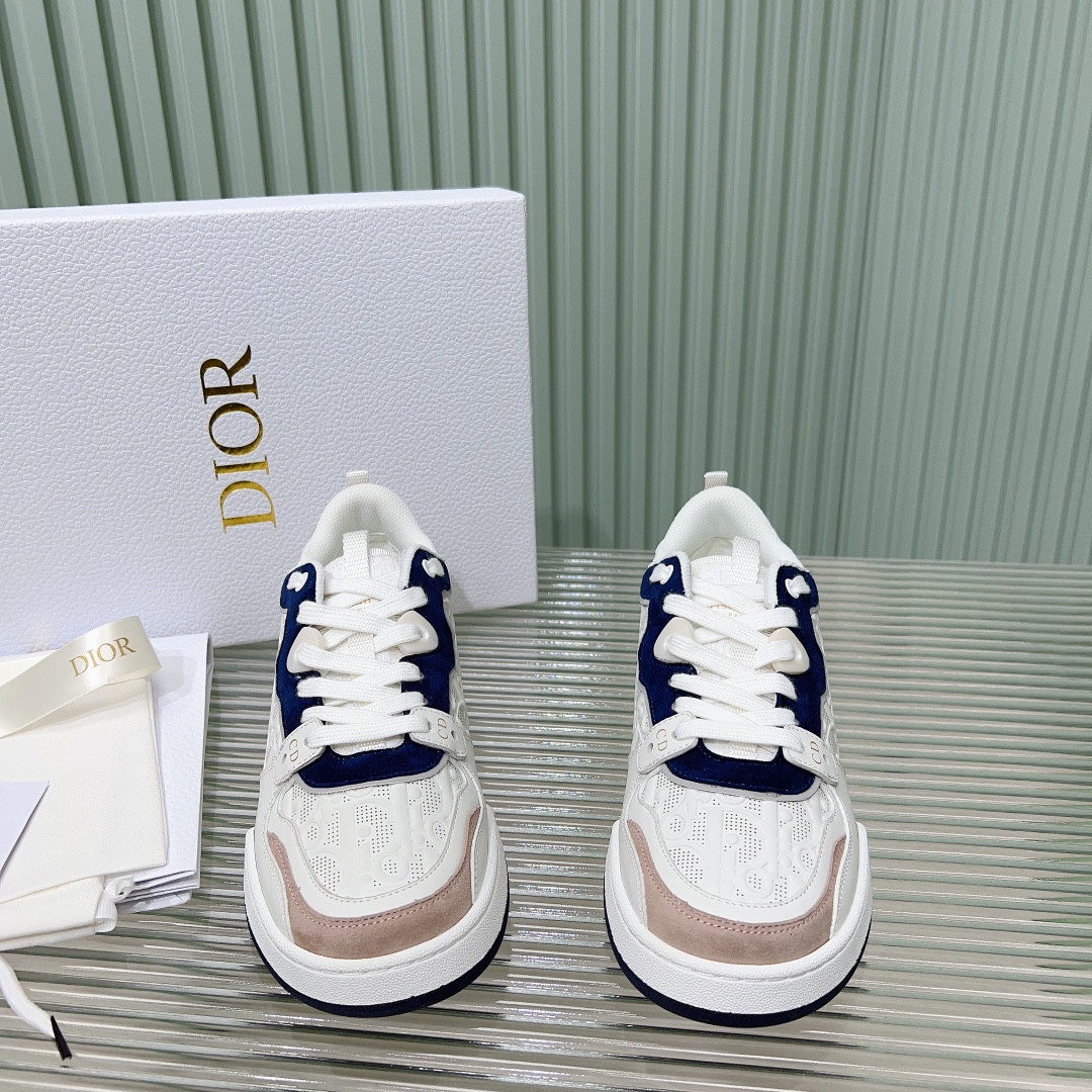 ua D*or one sneaker