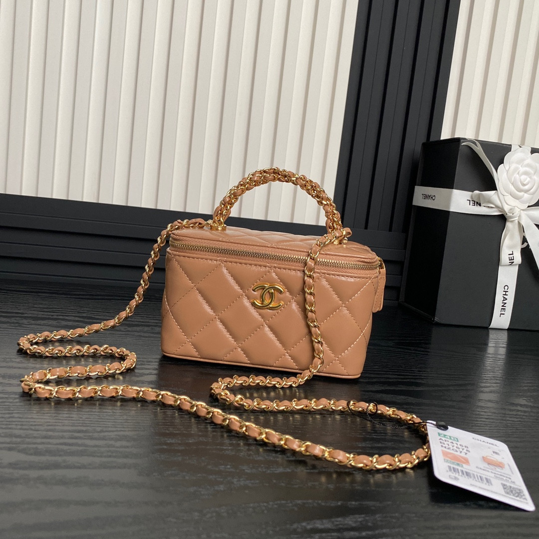 Ch*el clutch with chain 9.5x 17x 8cm