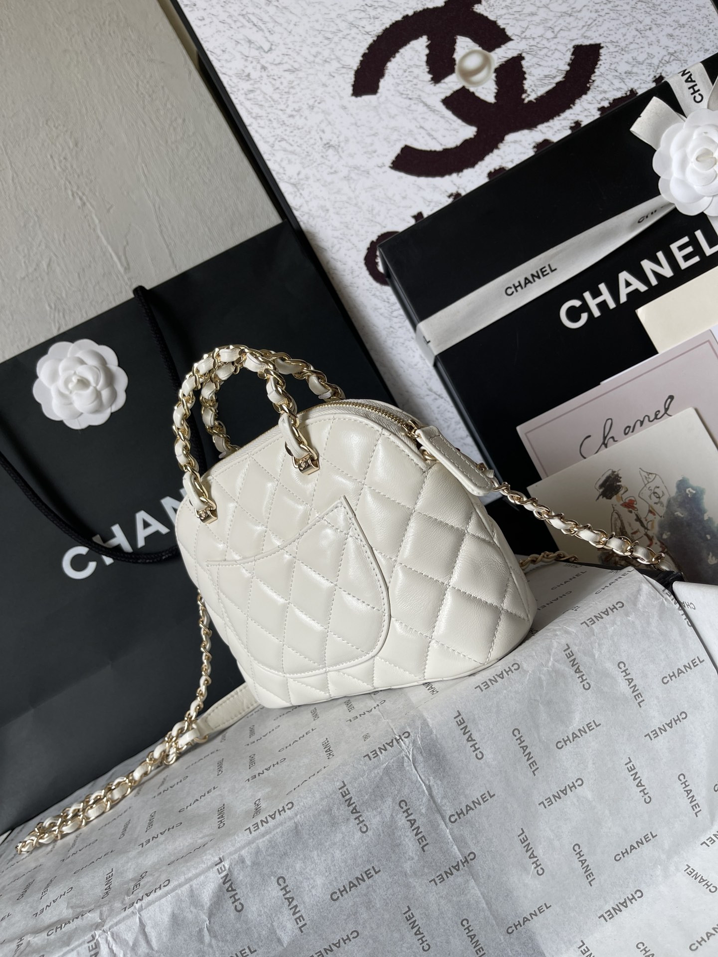 Ch*el small shopping bag 15x20x6cm