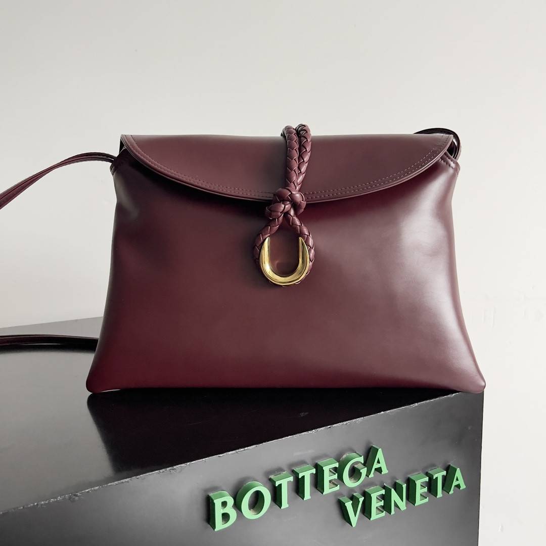 bo*te*ga Ve*ne*ta liberta 23 x 35 x 6cm