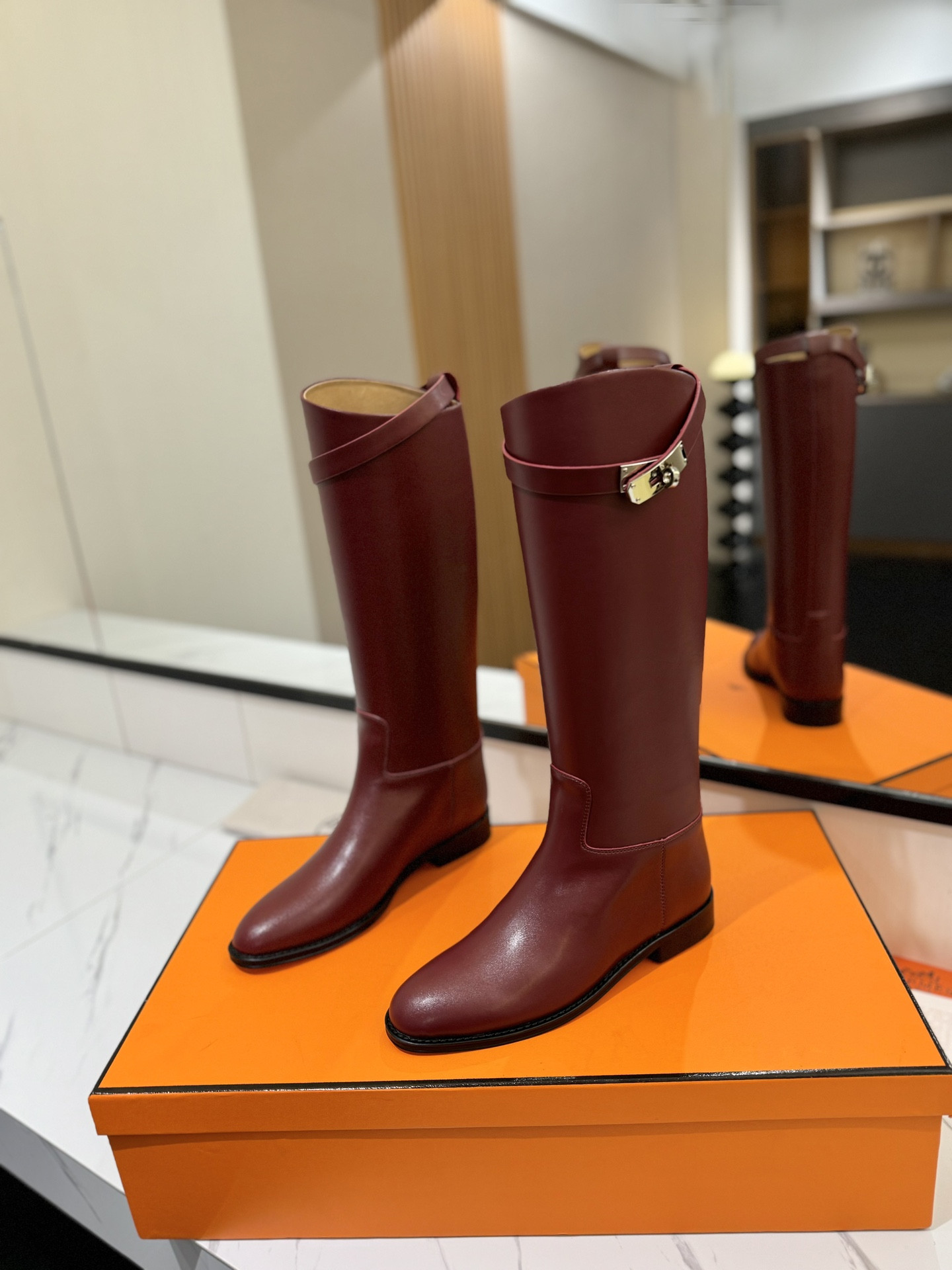 ua H**me5 jumping boots