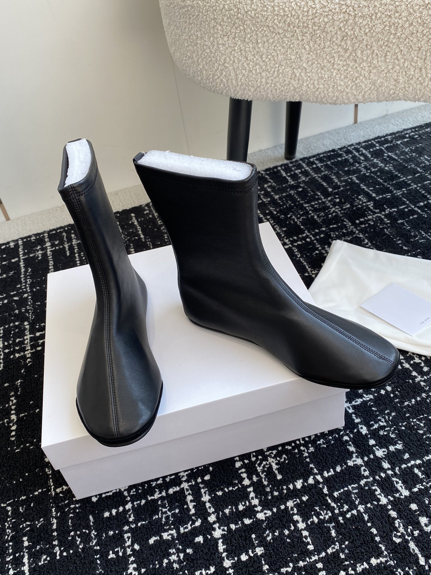 ua T*e R0w boot