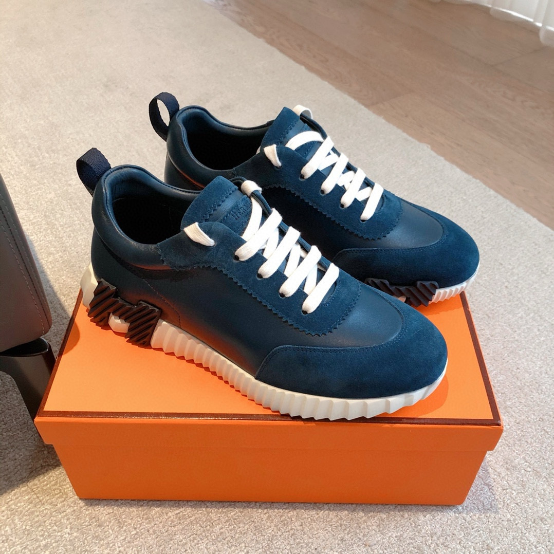 ua H**me5 bouncing sneaker