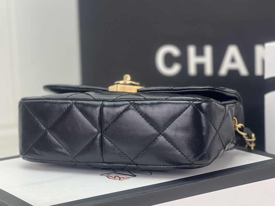 Ch*el flap handbag cf 21x14x6cm