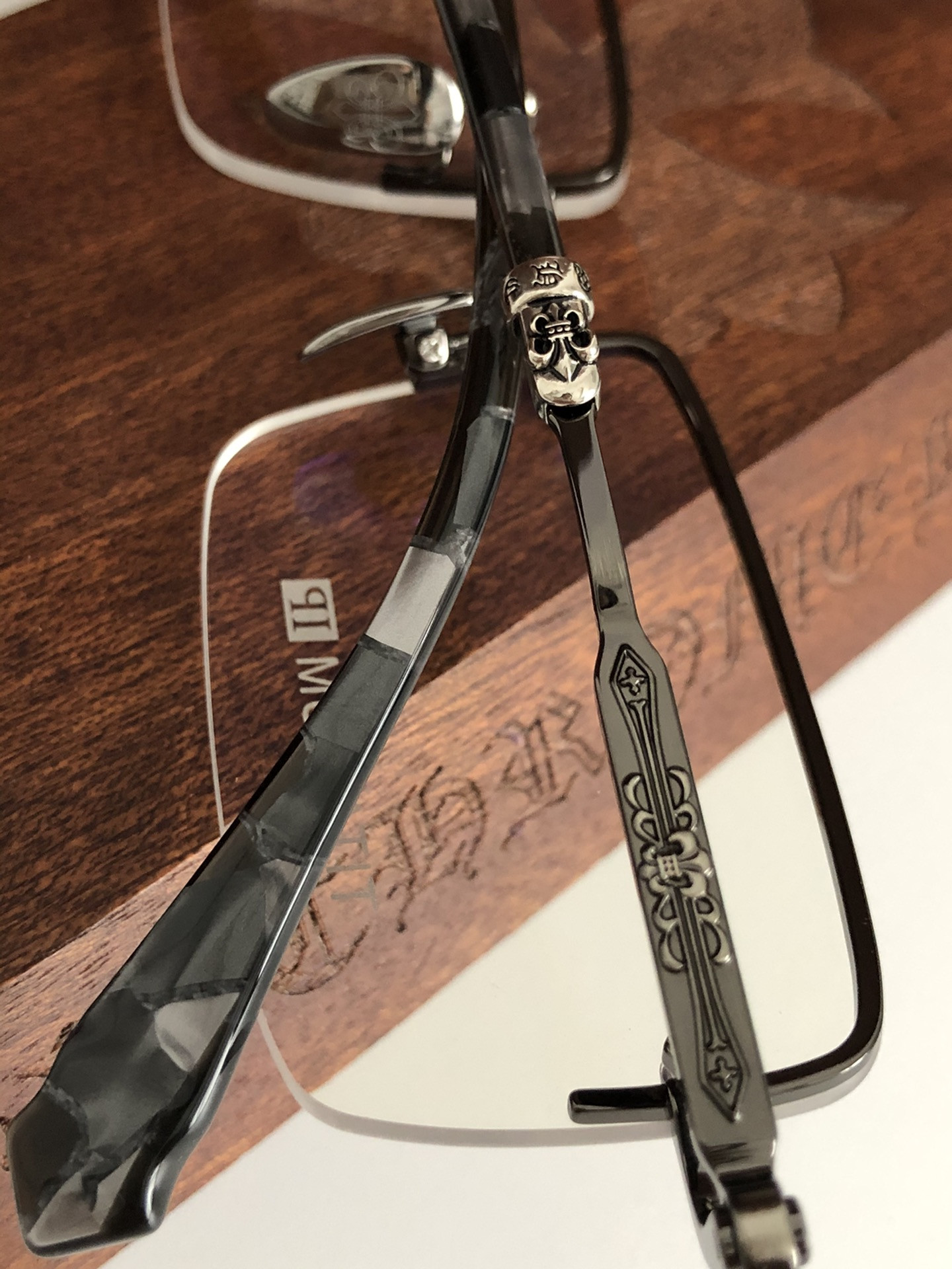 Ch**me He**ts glasses ch8289 60-15-156