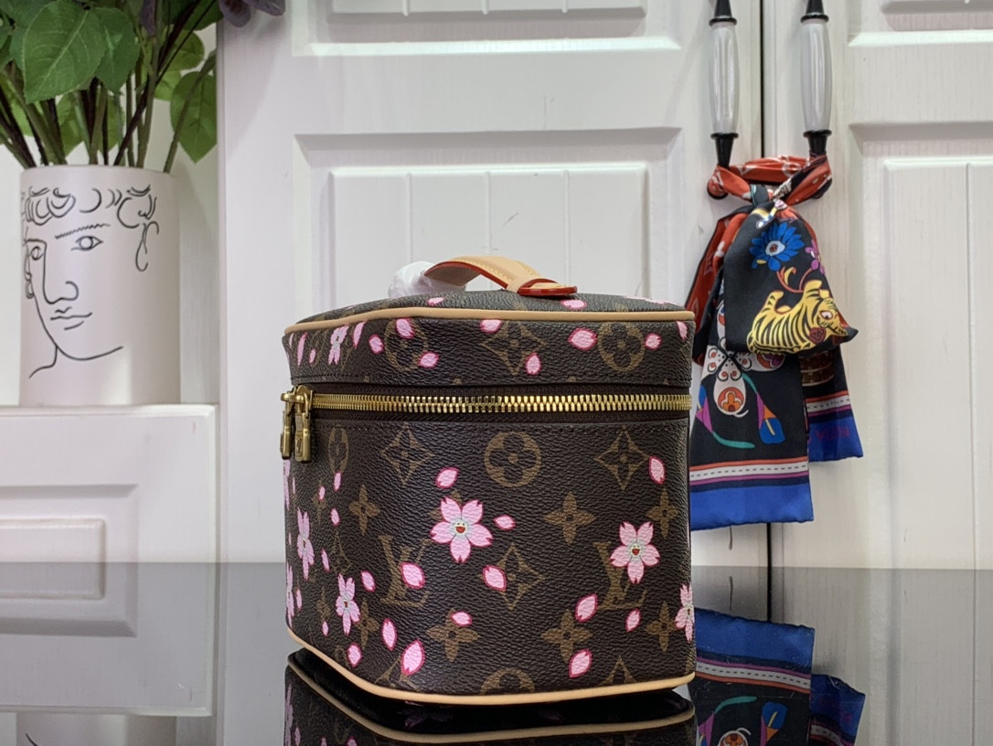 LV x TM NICE M14181 13.5 x 12 x 20 CM