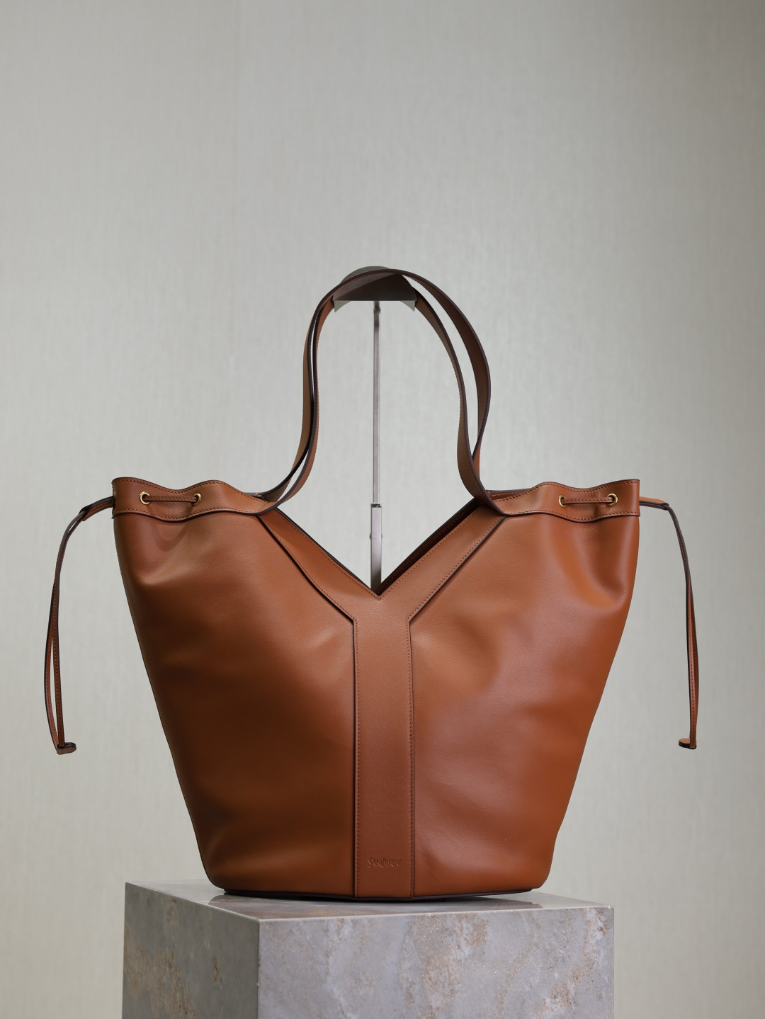 Y*L y large hobo (leather) 35 x 25 x 15 cm