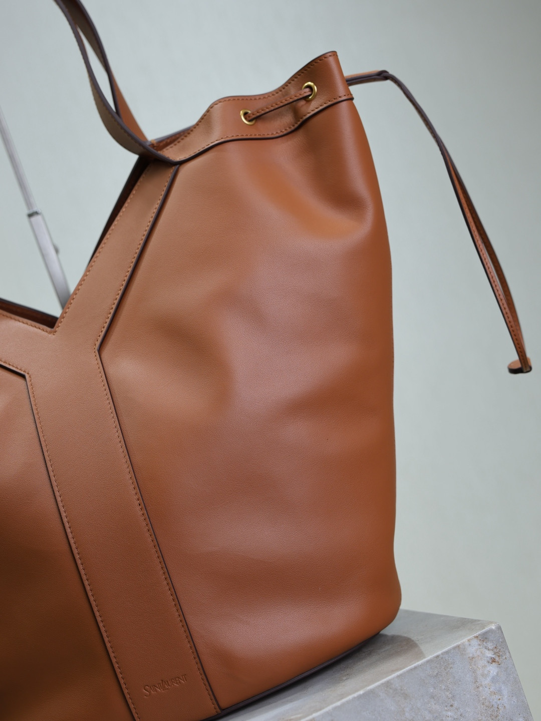 Y*L y large hobo (leather) 35 x 25 x 15 cm