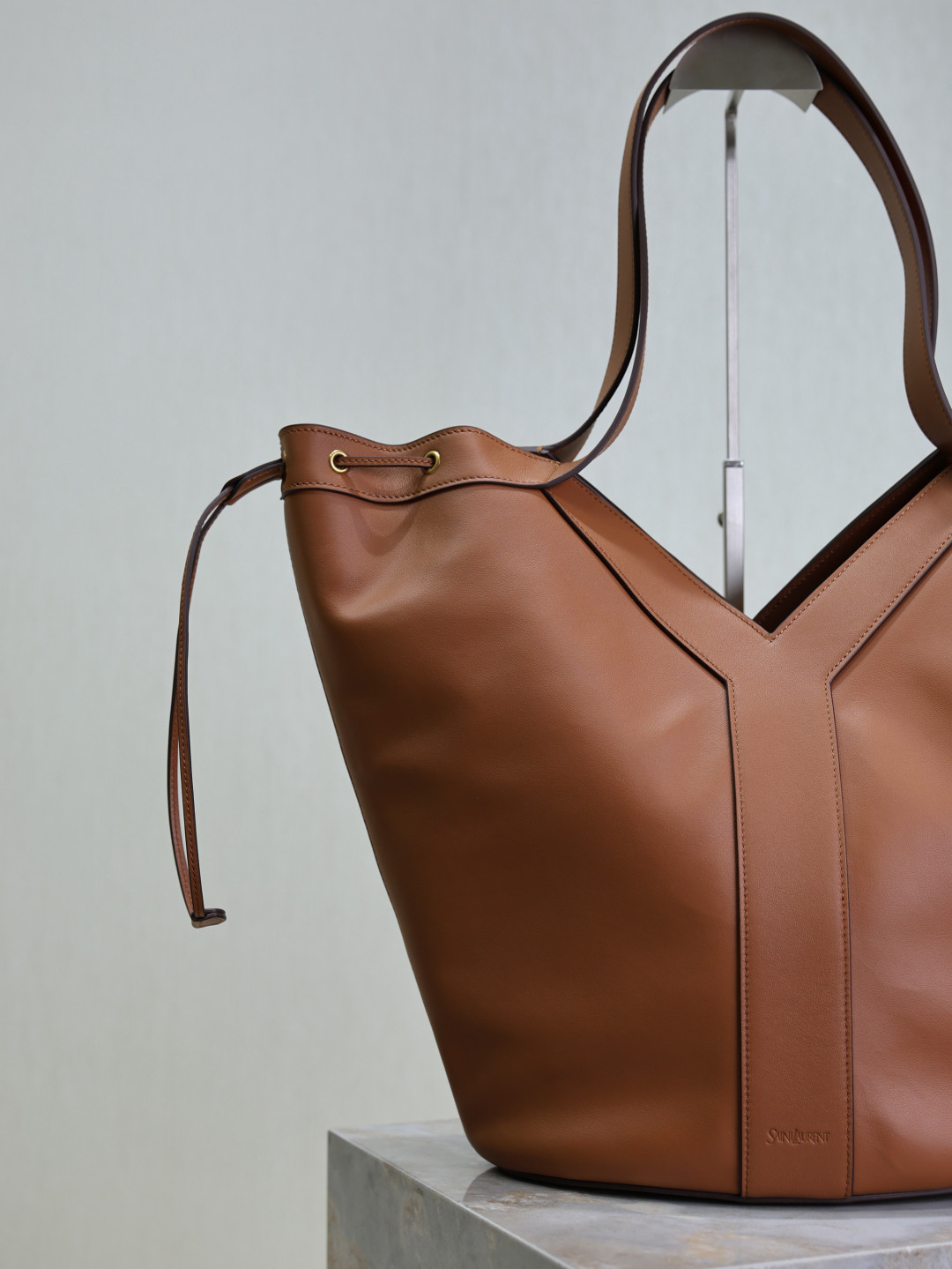 Y*L y large hobo (leather) 35 x 25 x 15 cm