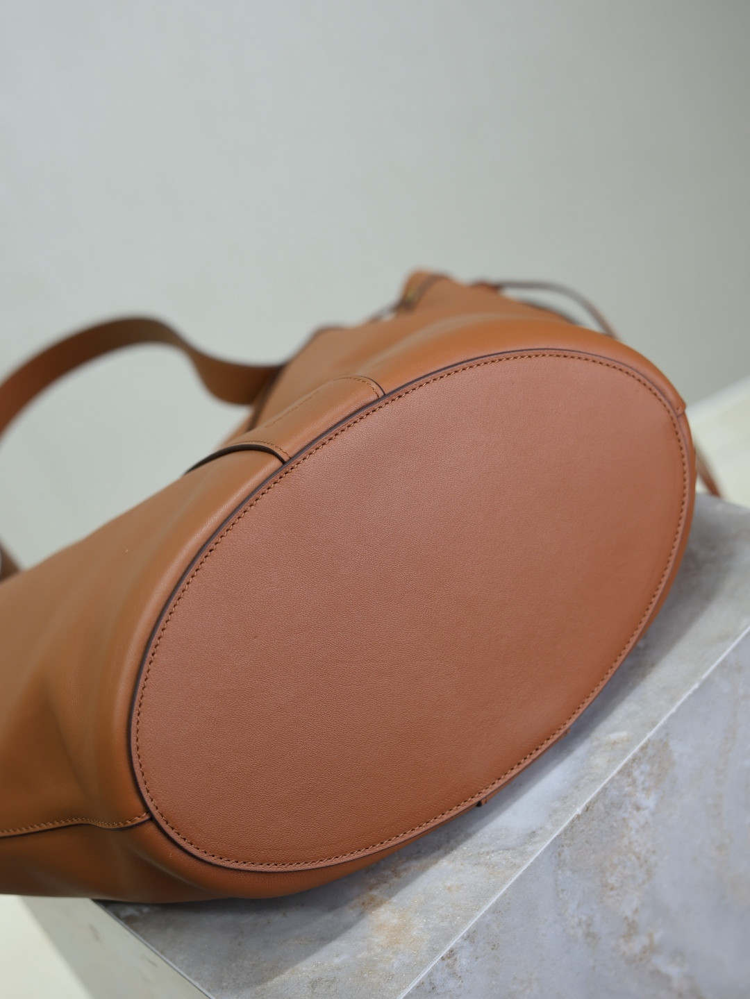 Y*L y large hobo (leather) 35 x 25 x 15 cm
