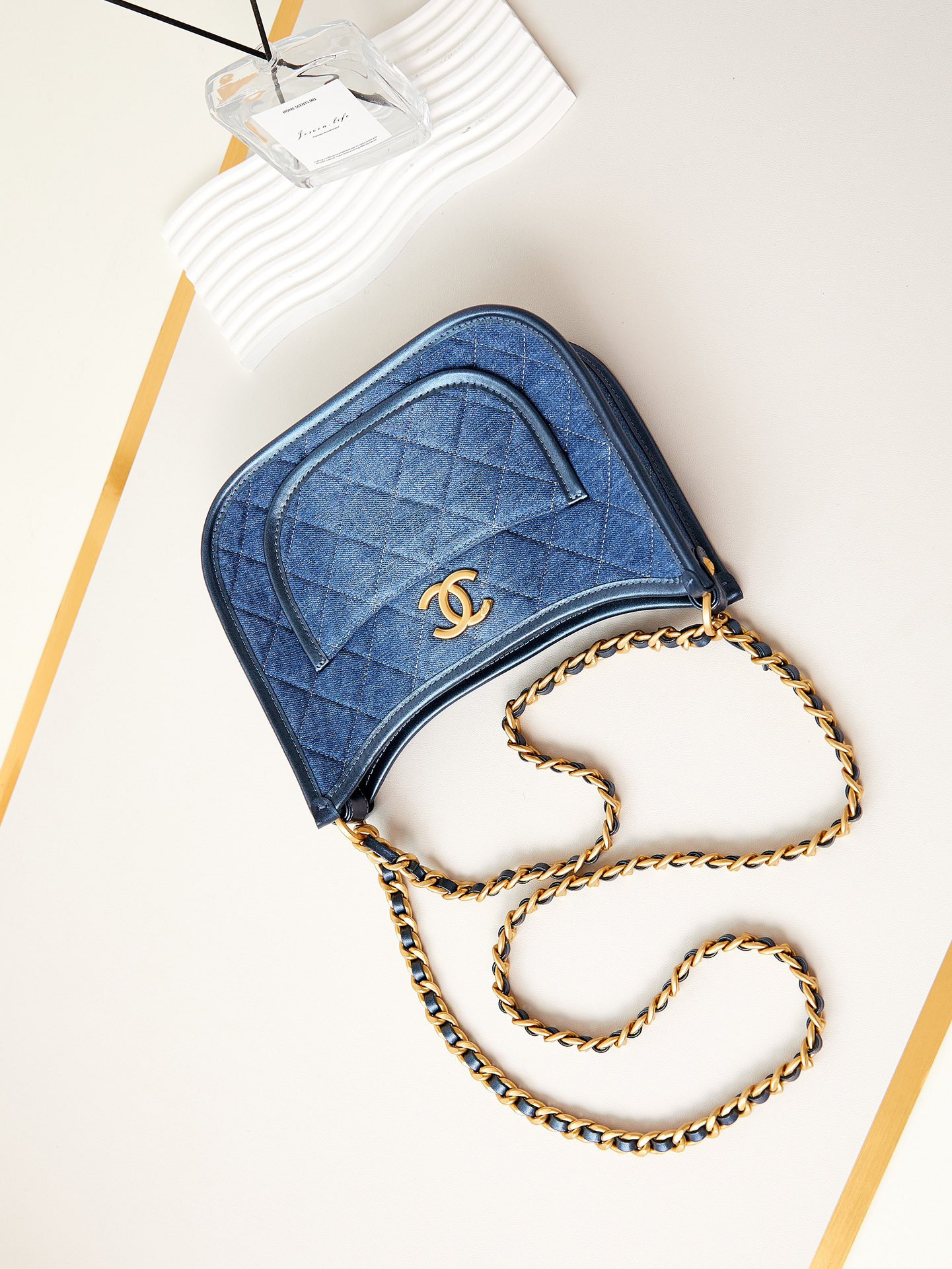 Ch*el 24s denim retro hobo bag 20x24x6cm