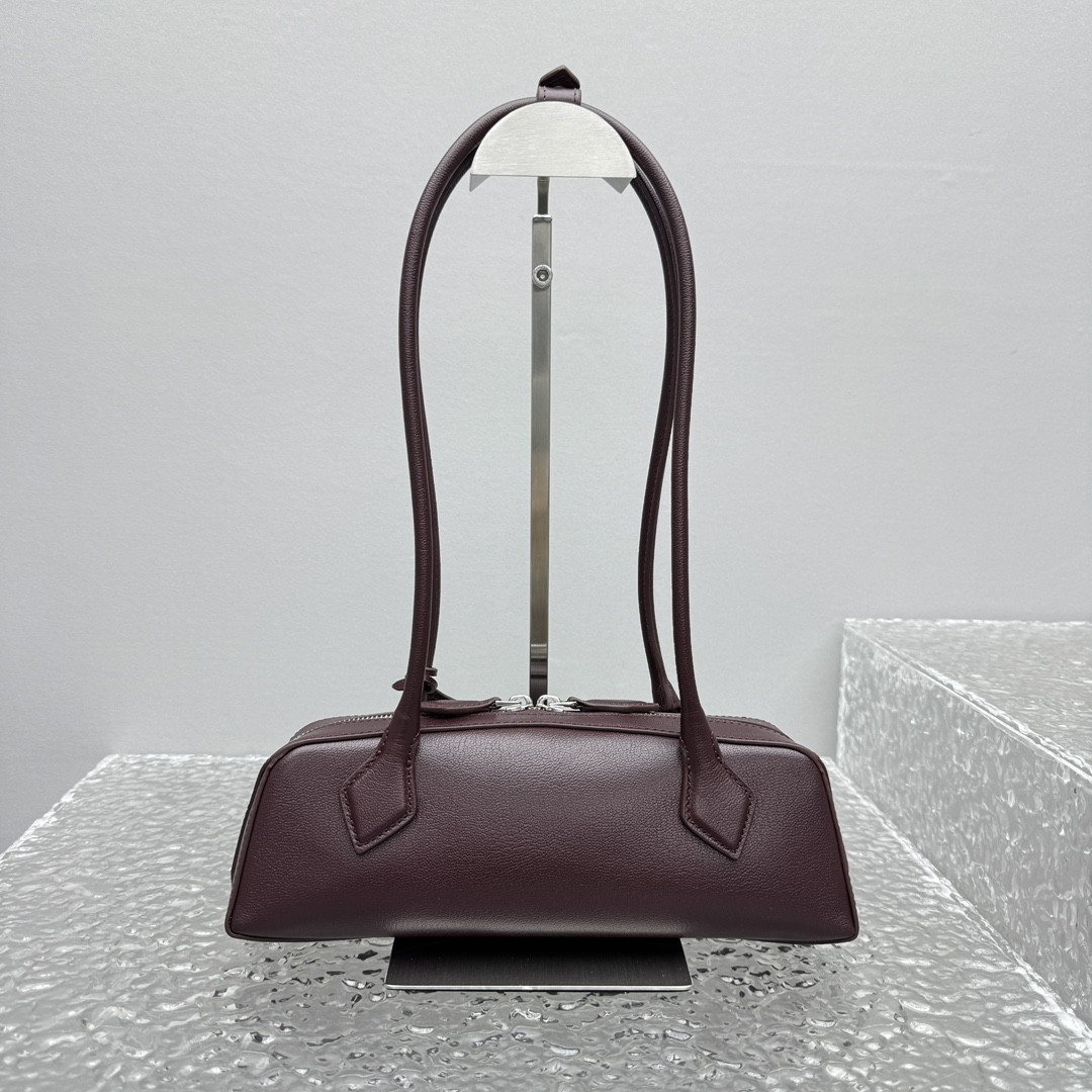 ALAÏA LE TECKEL SMALL BAG IN LEATHER 27x9x8cm