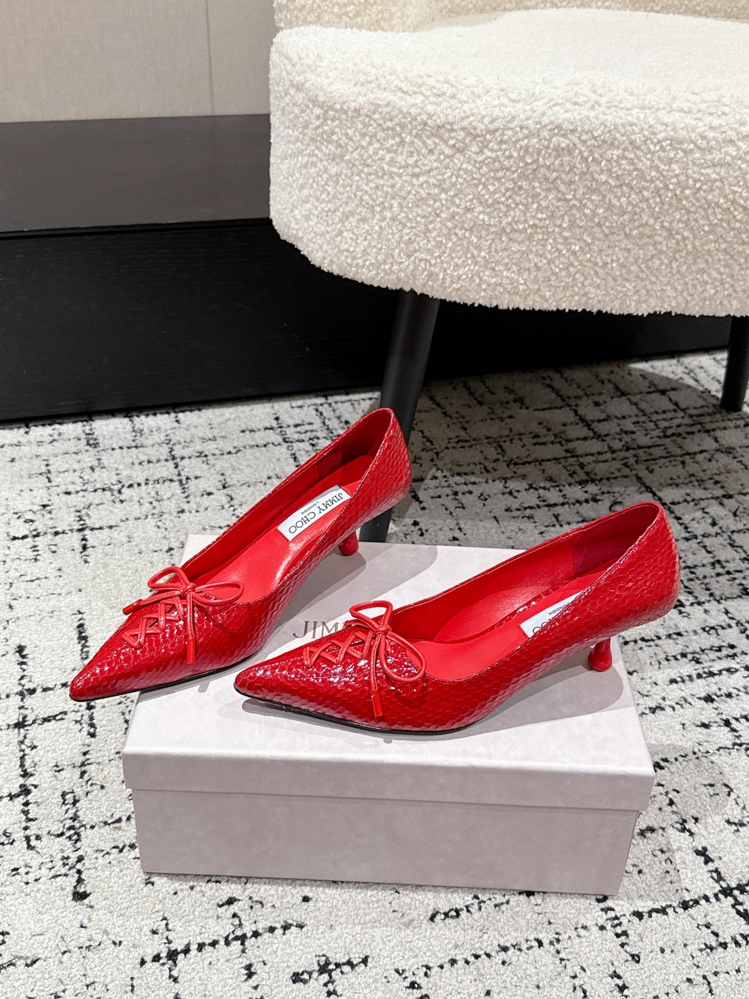 ua Ji*y Ch* scarlett pumps 5cm