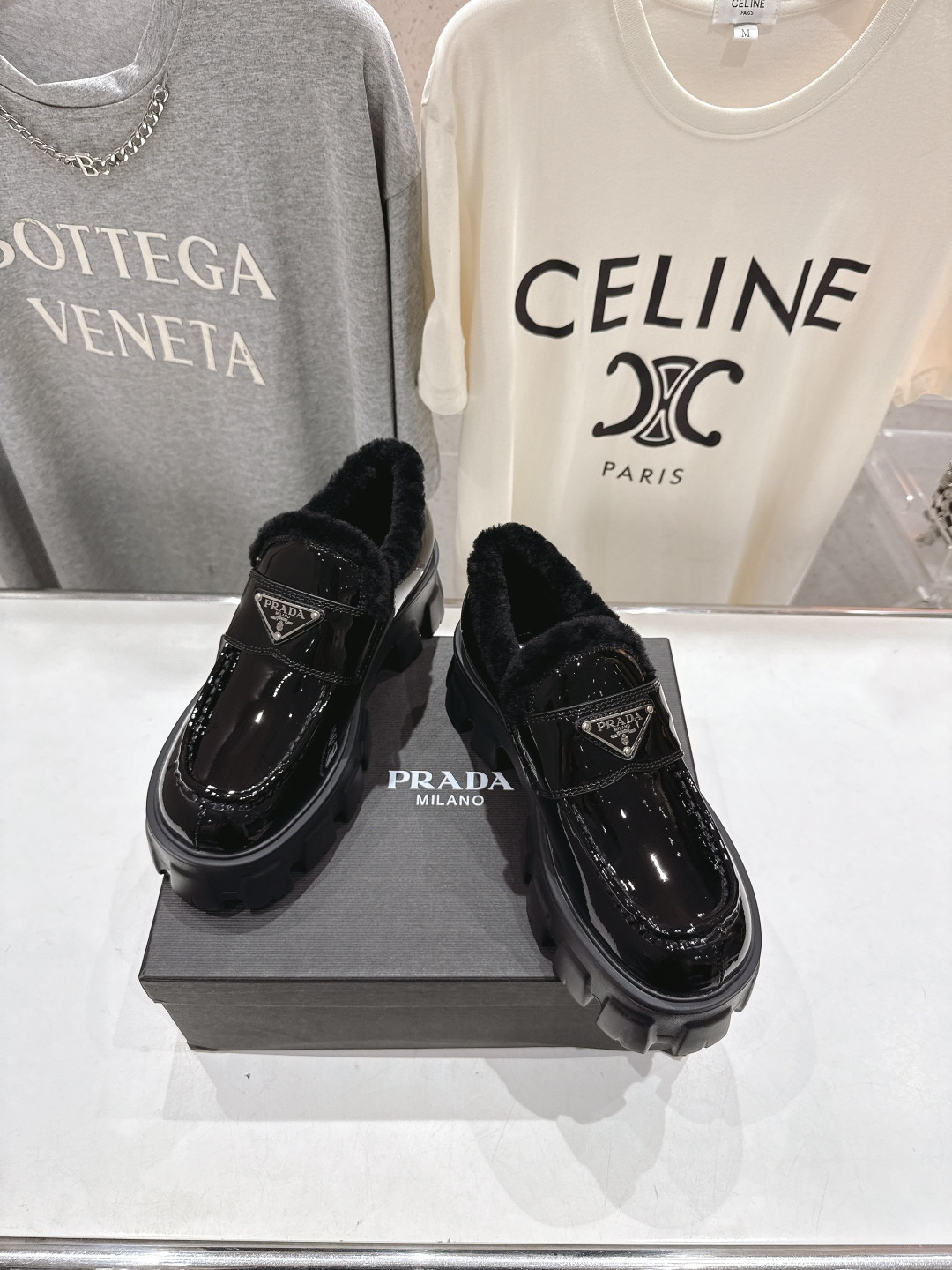ua Pra*a loafers