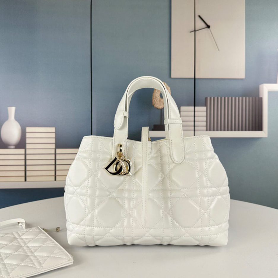 medium D*or toujours bag